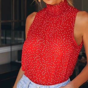 3 for $15 ❤️ High neck sleeveless polka dot top